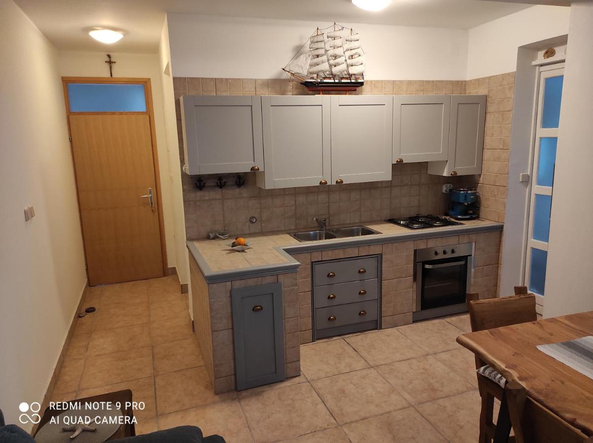 Appartement Galboka Nine à Nerezine Extérieur photo